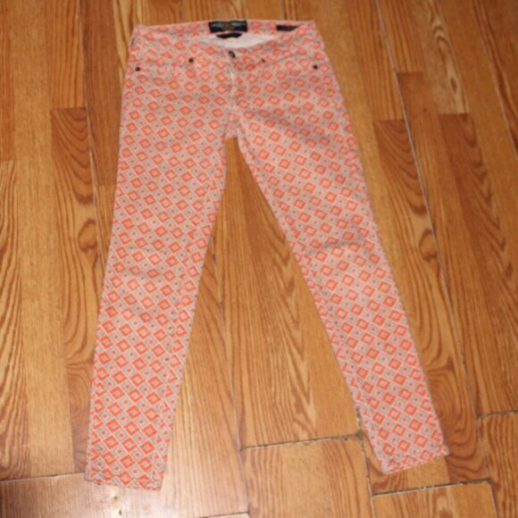 🍀 Lucky Brand Charlie Capri Jeans – Size 0/25 – Geometric Print - Picture 5 of 8